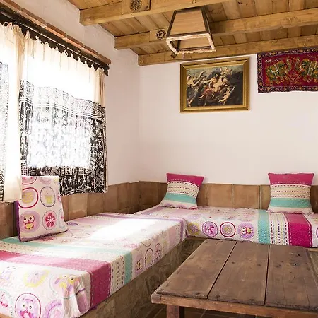 Maison d'hôtes Refugio Del Alamut 2*